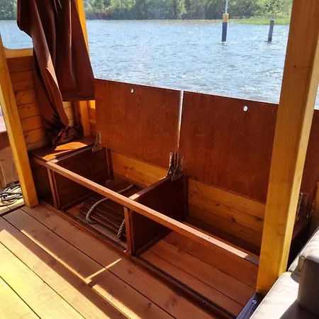 Botel Flint 4109 *